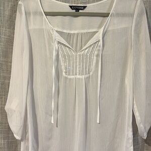 Express Cream 3/4 Sleeve Bib Collar Tunic